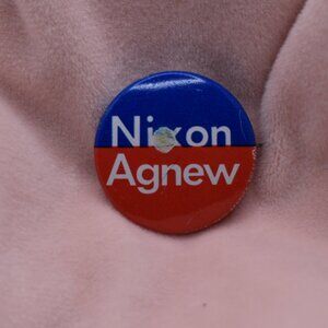 1972 Nixon Agnew Presidential Campaign Pin Back Button